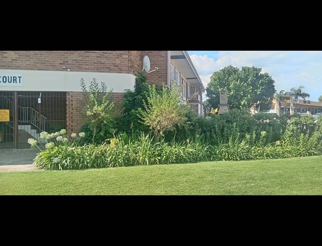 2 BEDROOM FLAT FOR SALE IN ADAMAYVIEW